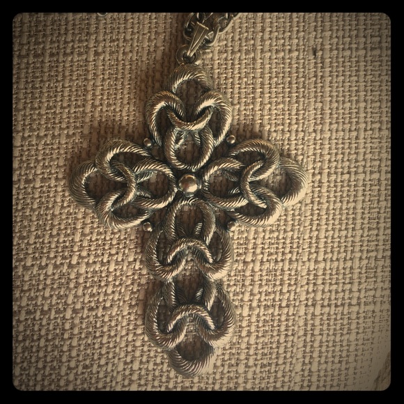 Sarah Coventry Jewelry - Sarah Coventry vintage cross and chain large size